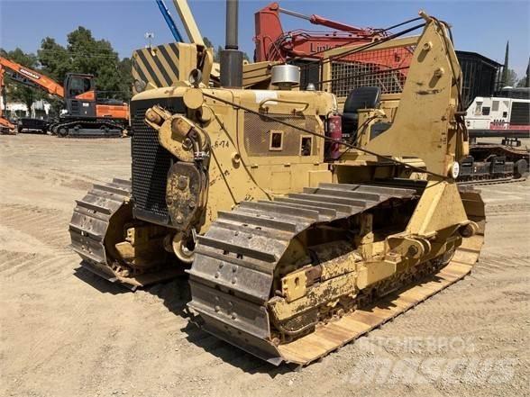 CAT D6D Pokladače potrubí