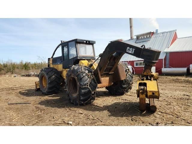 CAT 525C Skidder Stavebnictví - ostatní