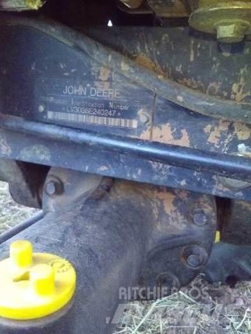 John Deere 3038E Stavebnictví - ostatní