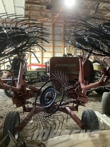 Rhino ER8 Hay Rake Stavebnictví - ostatní