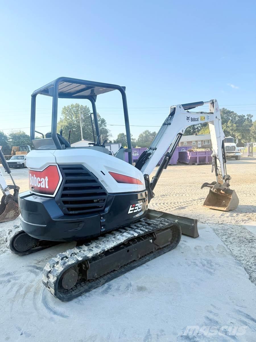 Bobcat E35 Mini rýpadla < 7t