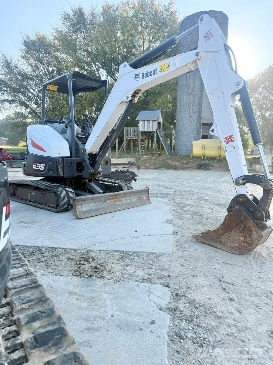 Bobcat E35 Mini rýpadla < 7t