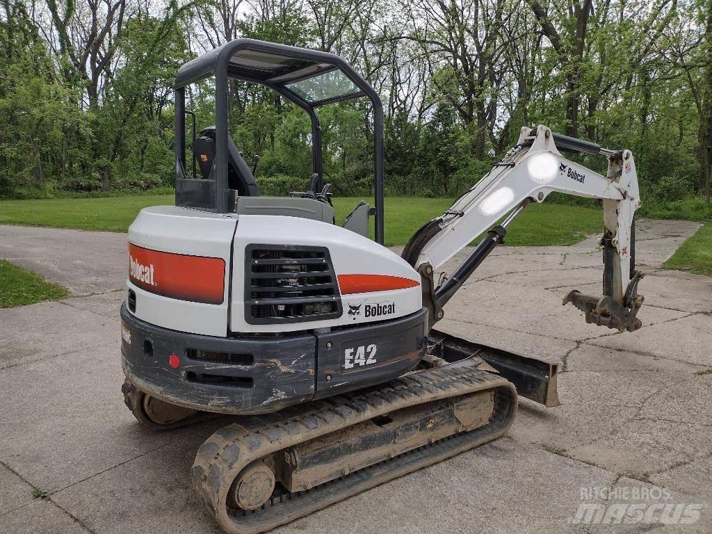 Bobcat E42 Mini rýpadla < 7t