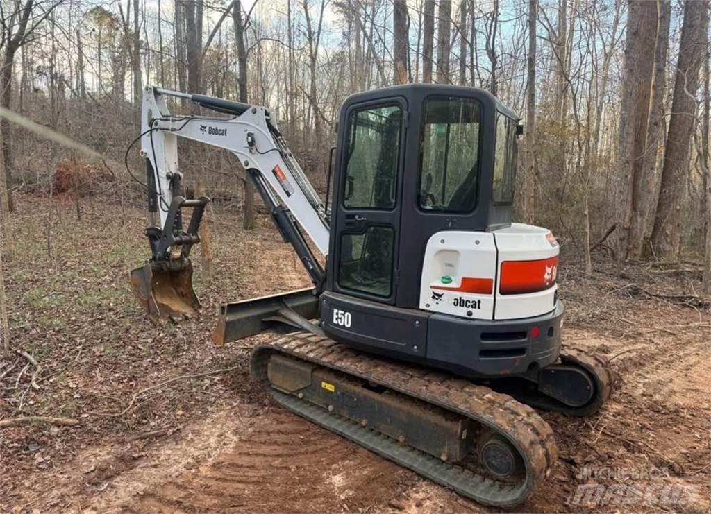 Bobcat E50 Mini rýpadla < 7t