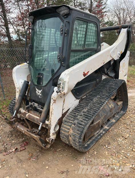 Bobcat T76 Smykem řízené nakladače