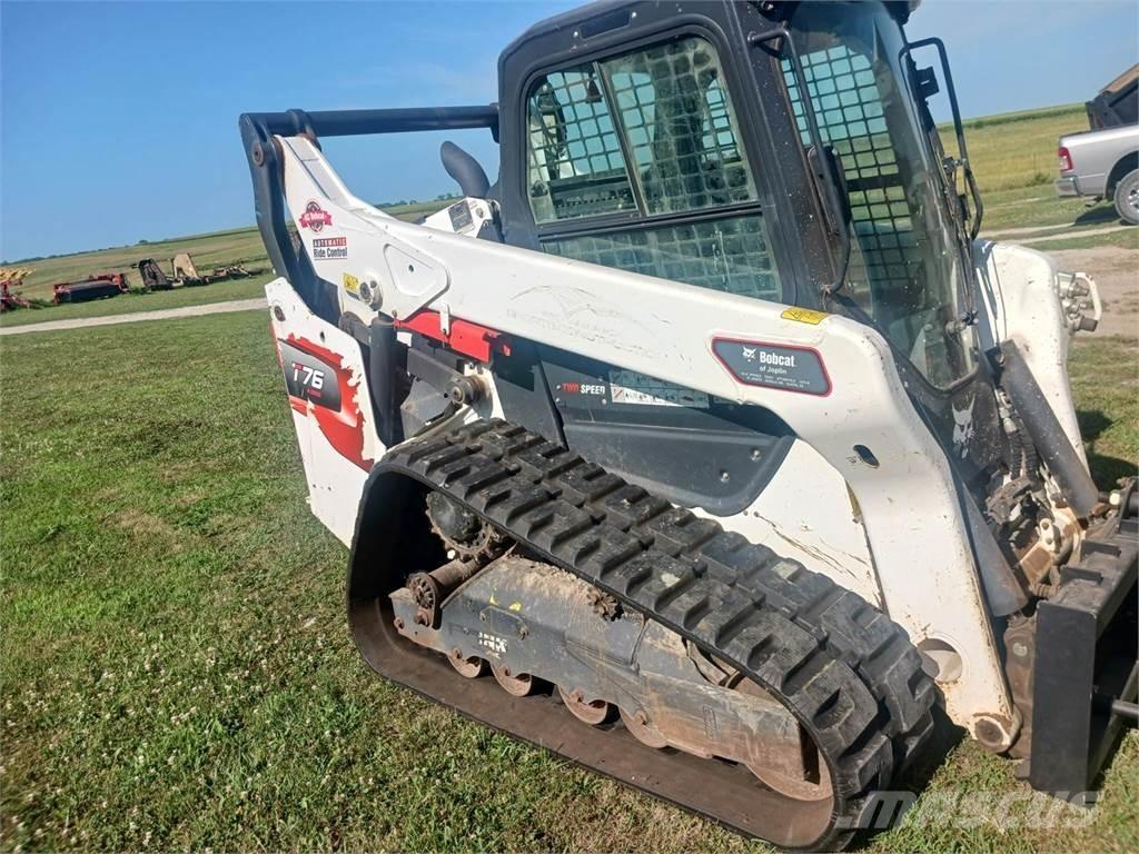 Bobcat T76 Smykem řízené nakladače
