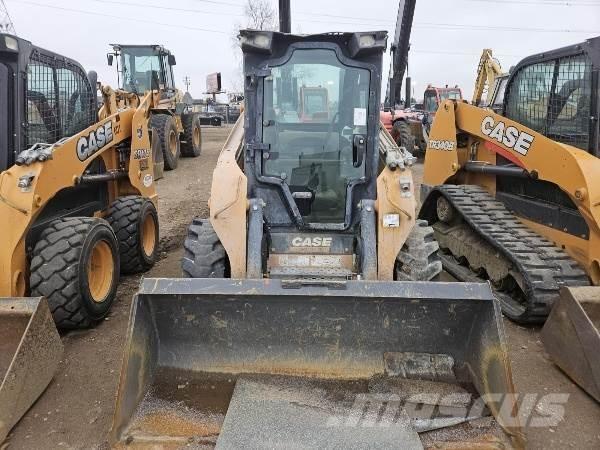CASE SR240 Smykem řízené nakladače