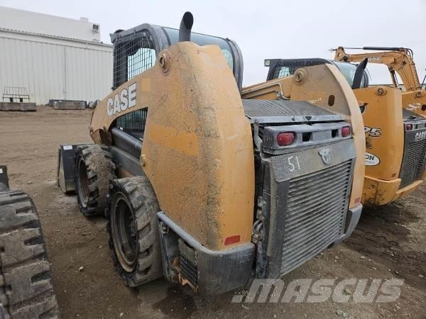 CASE SR240 Smykem řízené nakladače