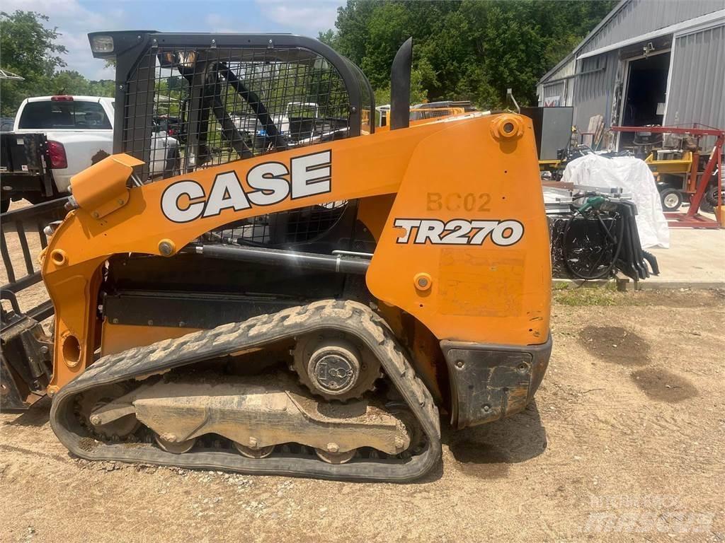 CASE TR270 Smykem řízené nakladače