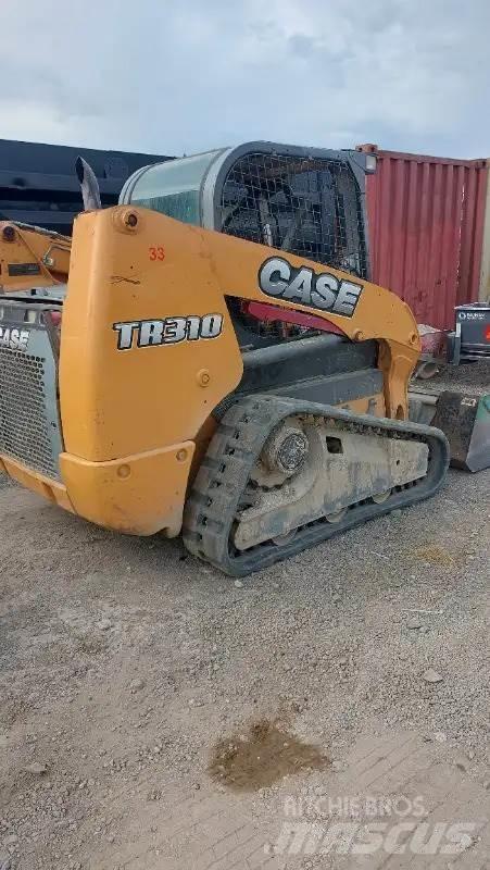 CASE TR310 Smykem řízené nakladače