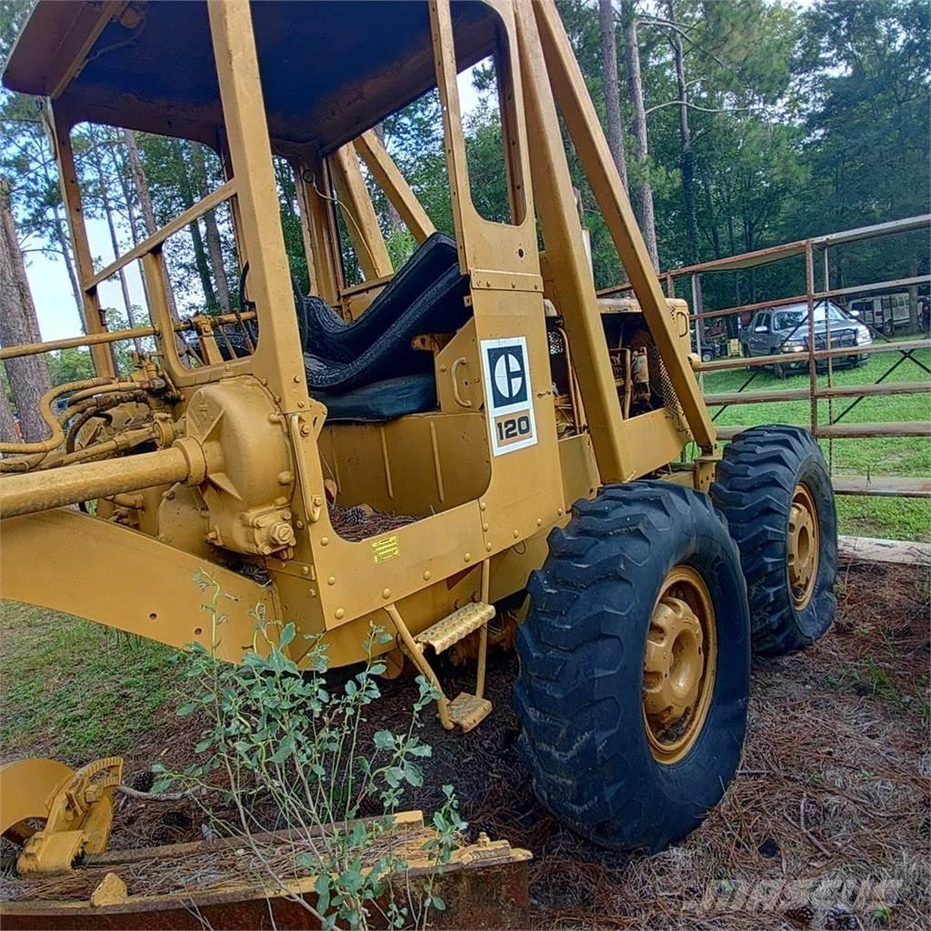 CAT 120 Grejdry