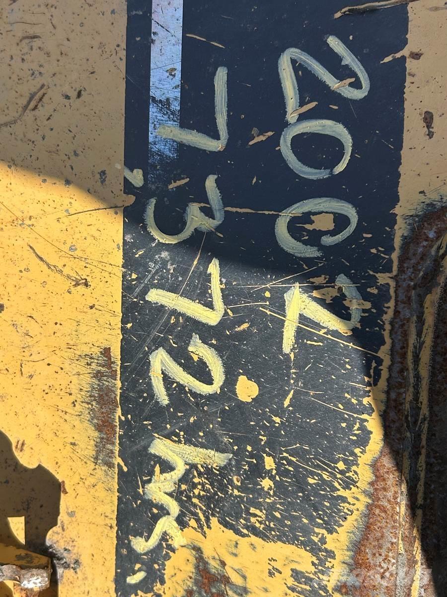 CAT 246B Smykem řízené nakladače