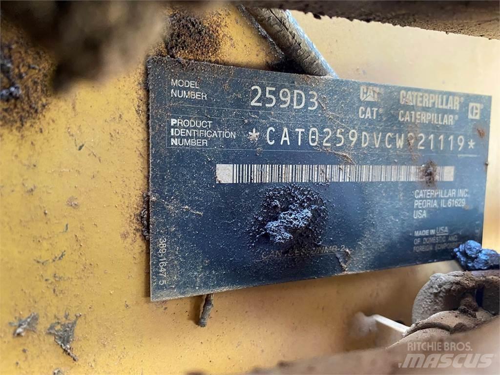 CAT 259D3 Smykem řízené nakladače