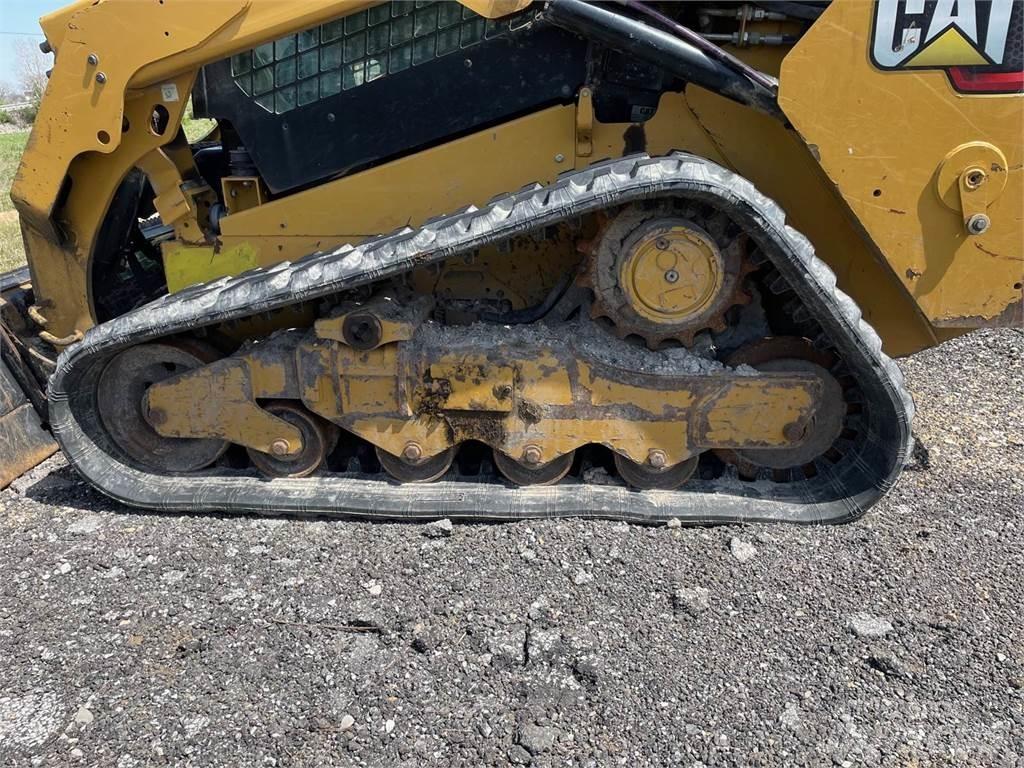 CAT 259D3 Smykem řízené nakladače