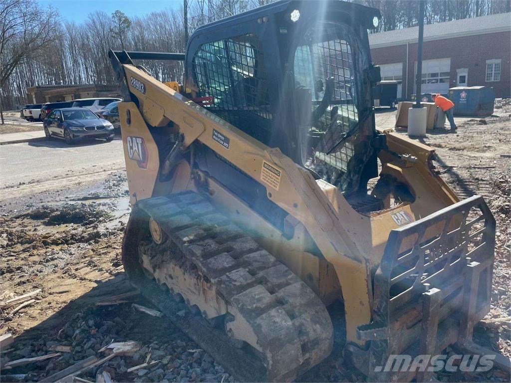 CAT 289D3 Smykem řízené nakladače