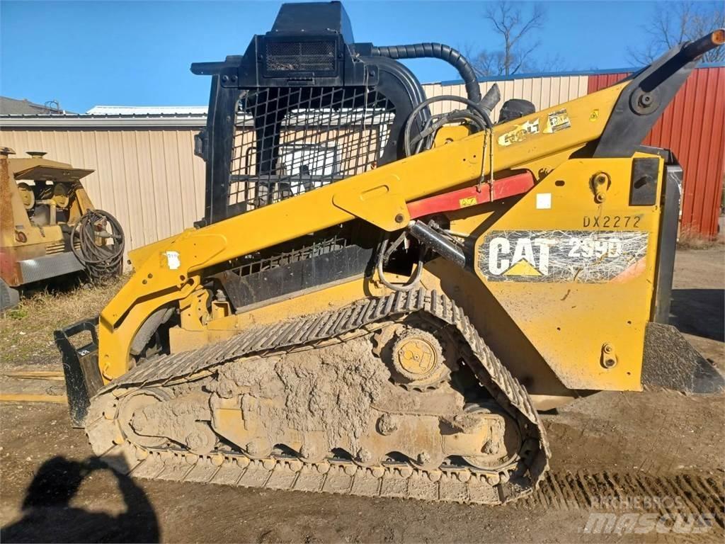 CAT 299D Smykem řízené nakladače