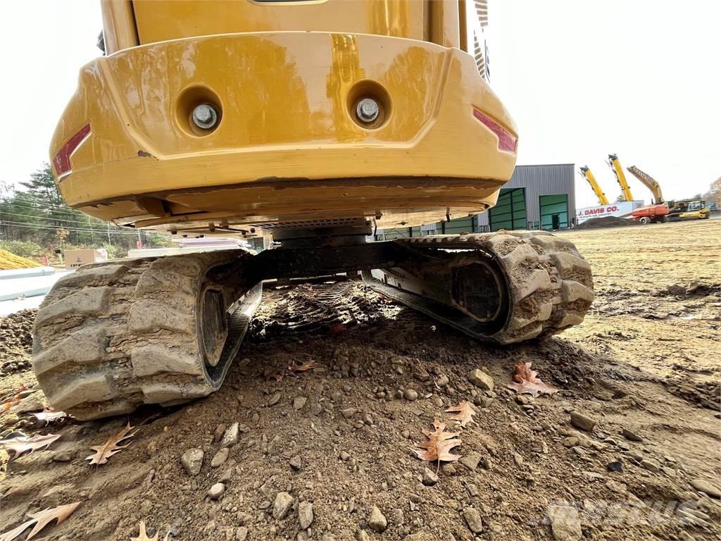 CAT 304 Pásová rýpadla