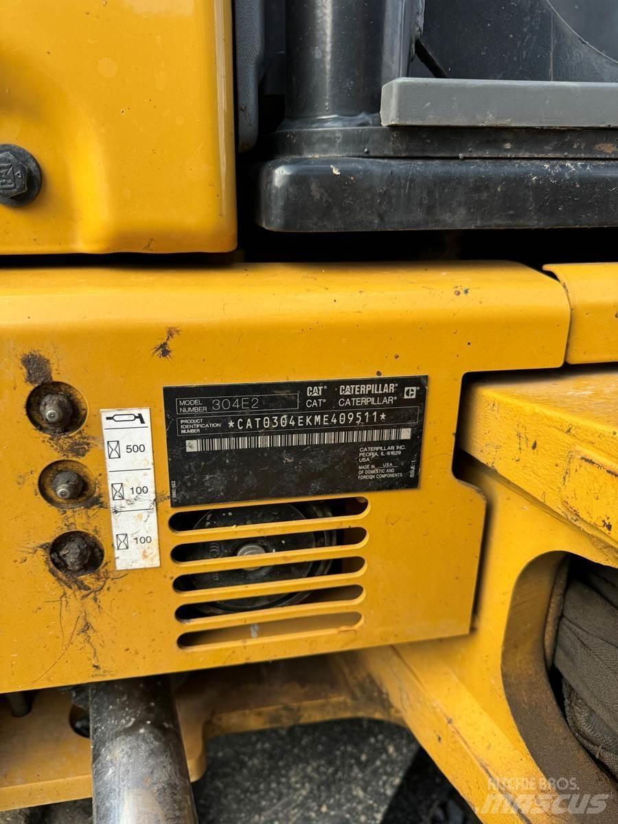 CAT 304E2 Mini rýpadla < 7t