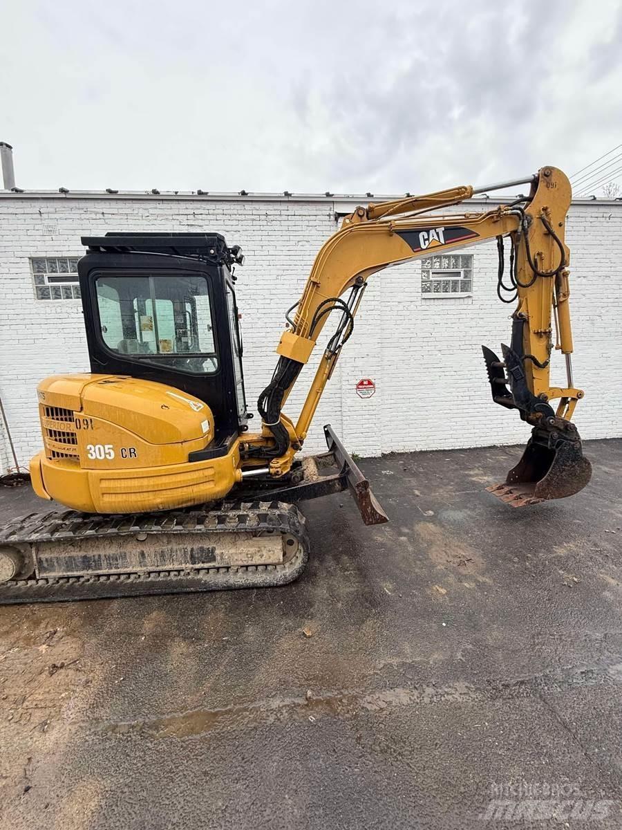 CAT 305CR Mini rýpadla < 7t