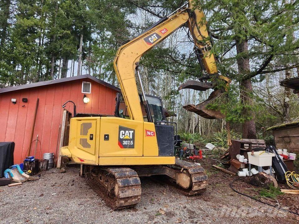 CAT 307.5 Mini rýpadla < 7t