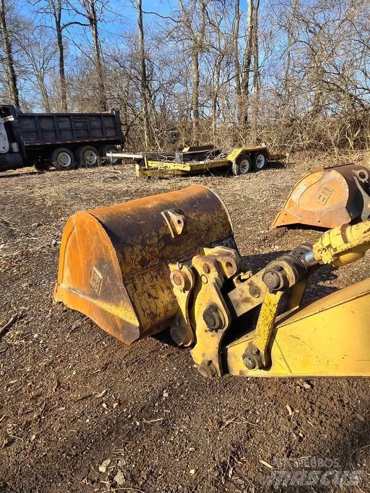 CAT 315CL Pásová rýpadla
