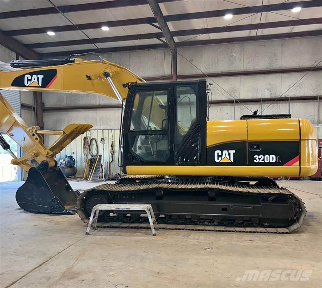 CAT 320DL Pásová rýpadla