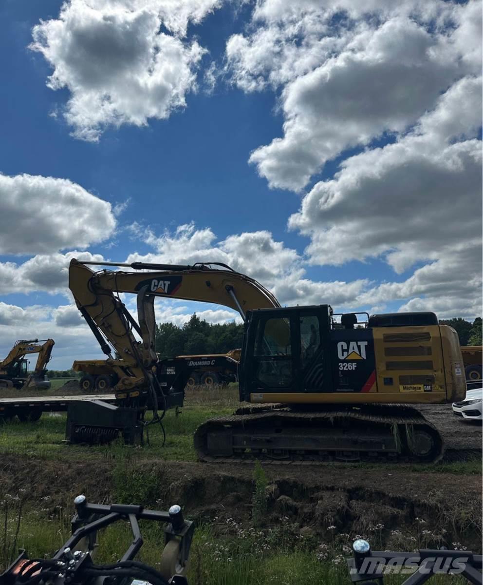 CAT 326FL Pásová rýpadla