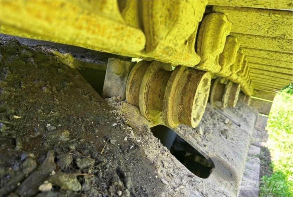 CAT 330CL Pásová rýpadla