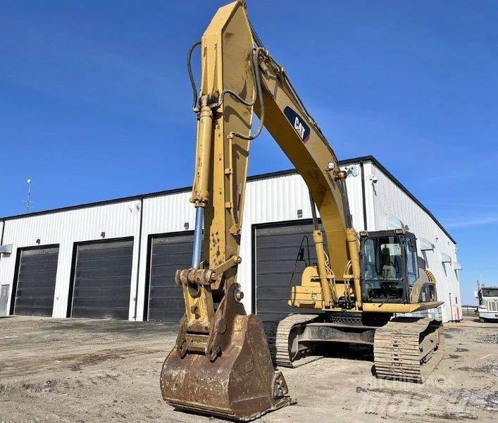 CAT 330D Pásová rýpadla