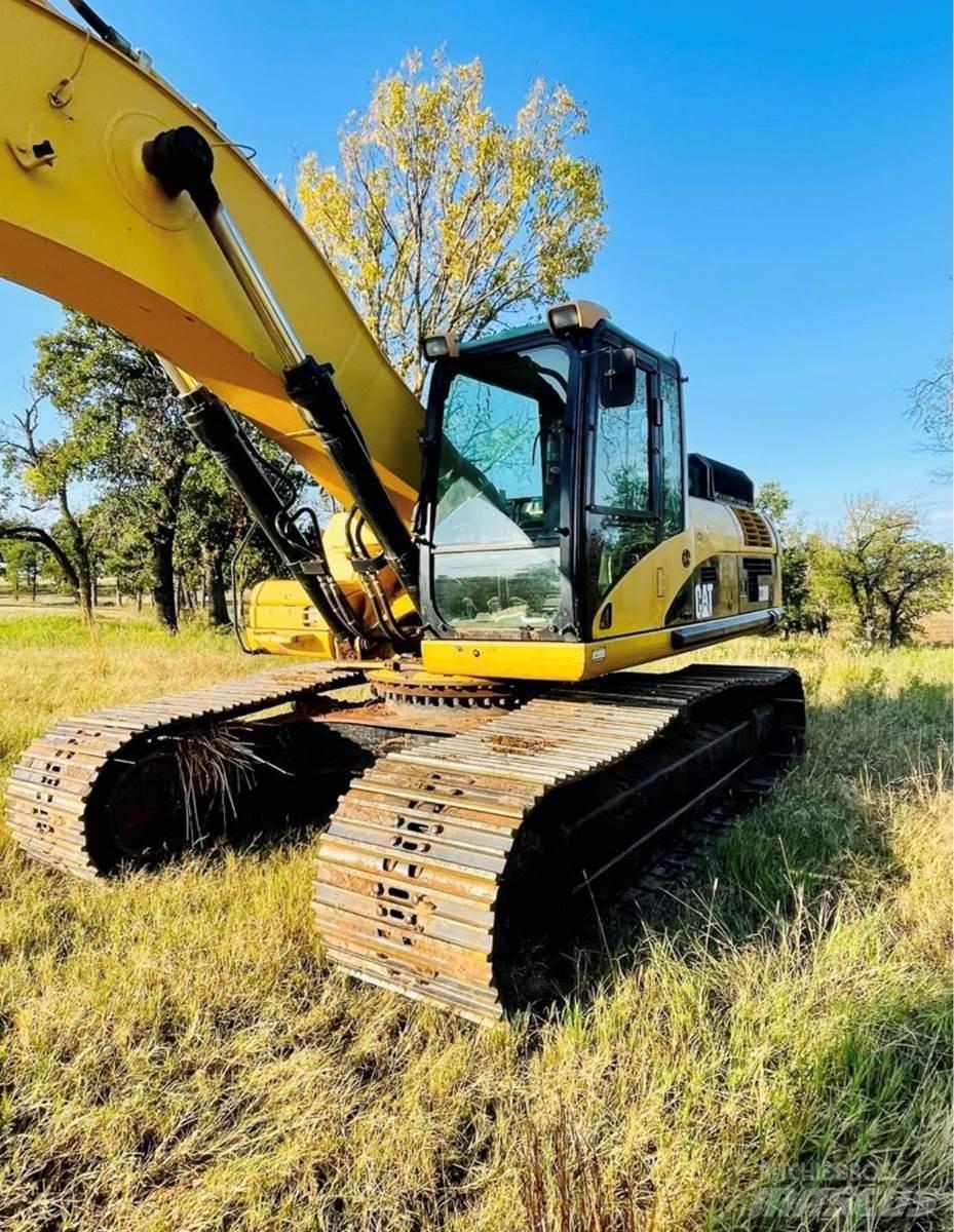 CAT 330DL Pásová rýpadla