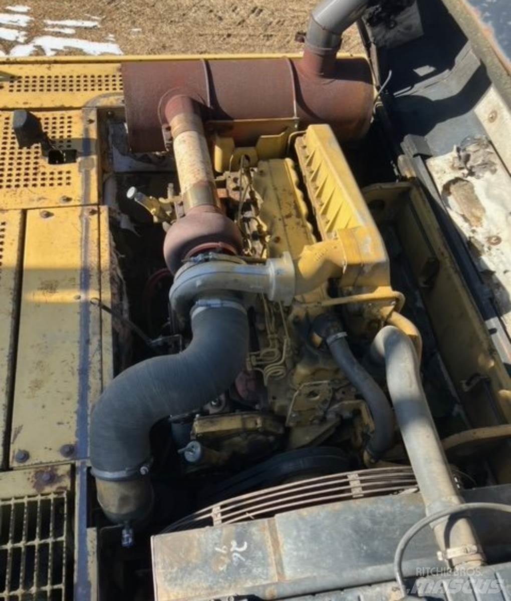 CAT 330L Pásová rýpadla