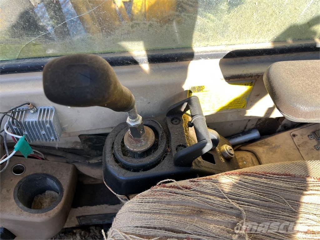 CAT 330L Pásová rýpadla