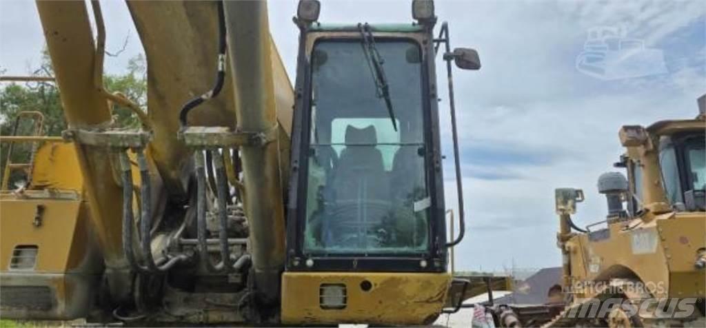 CAT 385B Pásová rýpadla