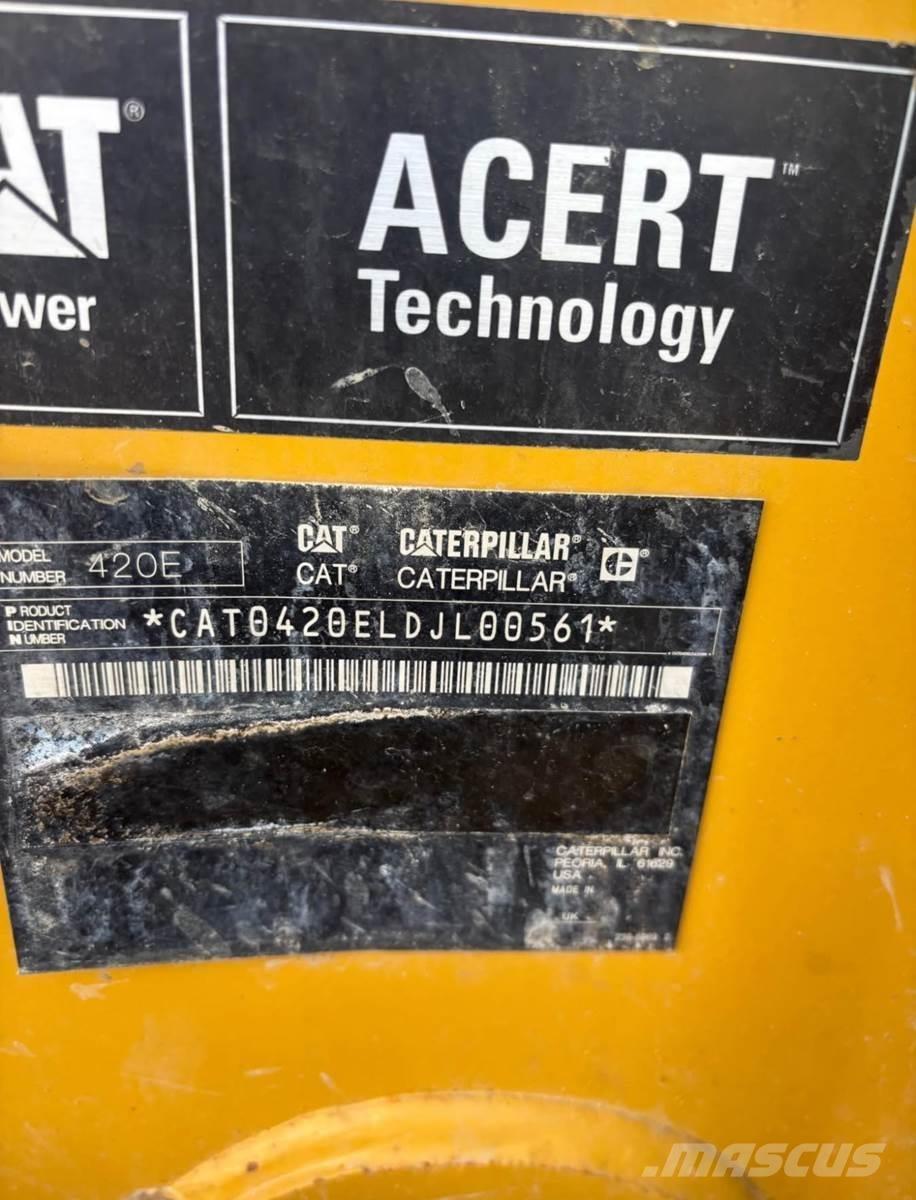 CAT 420E Rýpadlo-nakladače