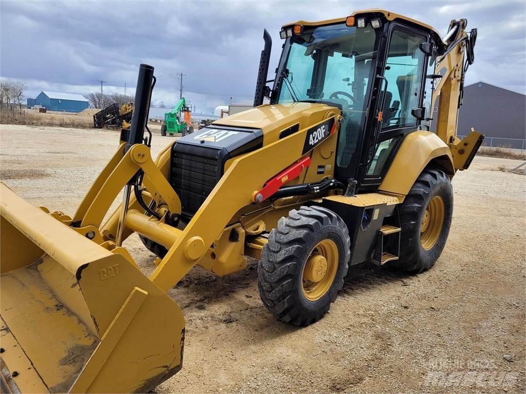 CAT 420F2 Rýpadlo-nakladače