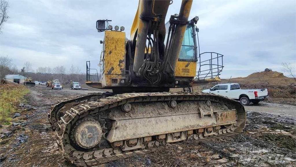 CAT 5110B Pásová rýpadla
