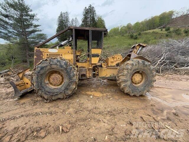 CAT 518 Skiddery