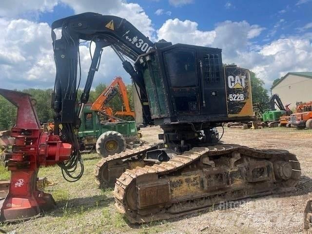 CAT 522B Kácecí harvestory