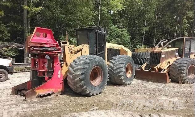 CAT 573 Kácecí harvestory