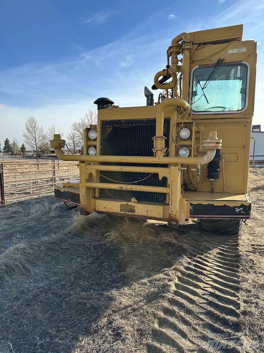 CAT 621B Cisterny na vodu