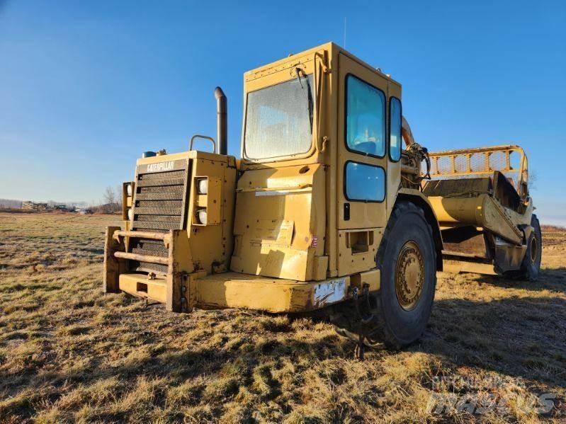 CAT 621F Skrejpry
