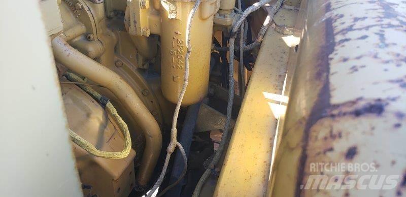CAT 627B Skrejpry