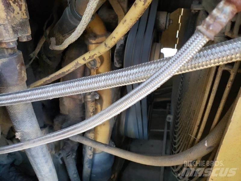 CAT 631D Skrejpry