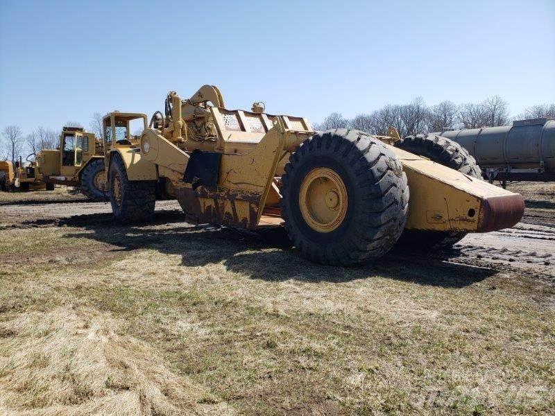 CAT 631D Skrejpry