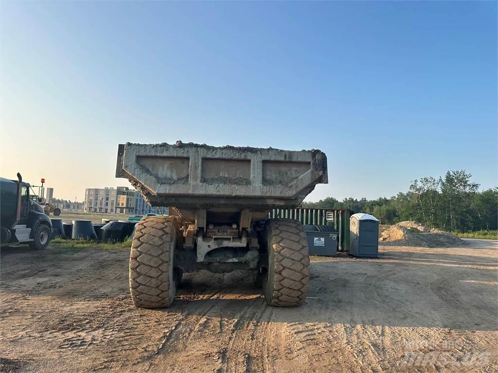 CAT 740 Kloubové dempry