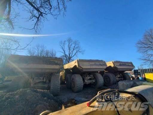 CAT 740GC Kloubové dempry