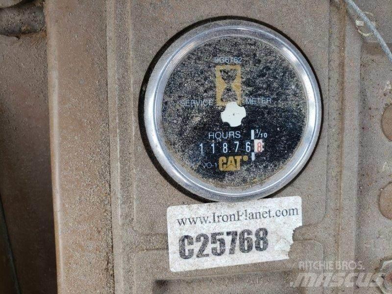 CAT 816B Skládkové kompaktory