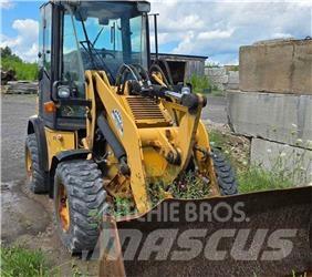CAT 904H Kolové nakladače