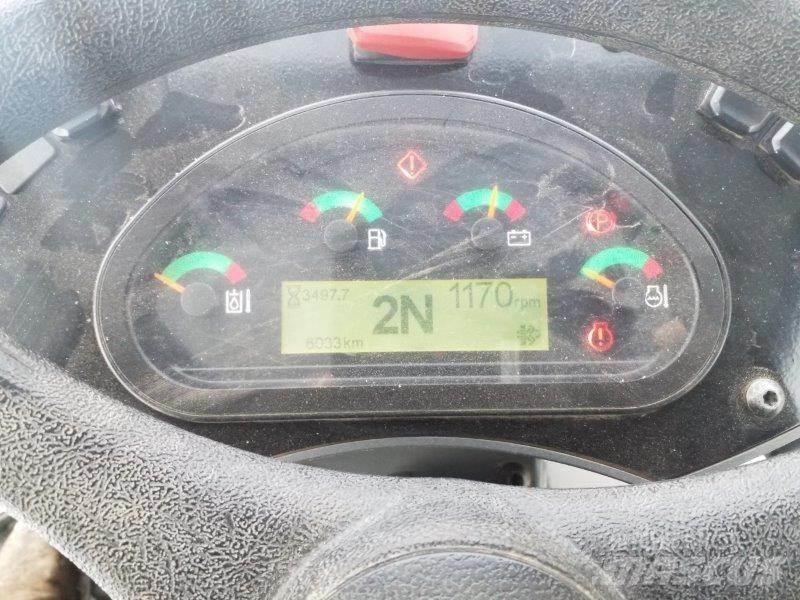 CAT 906M Kolové nakladače