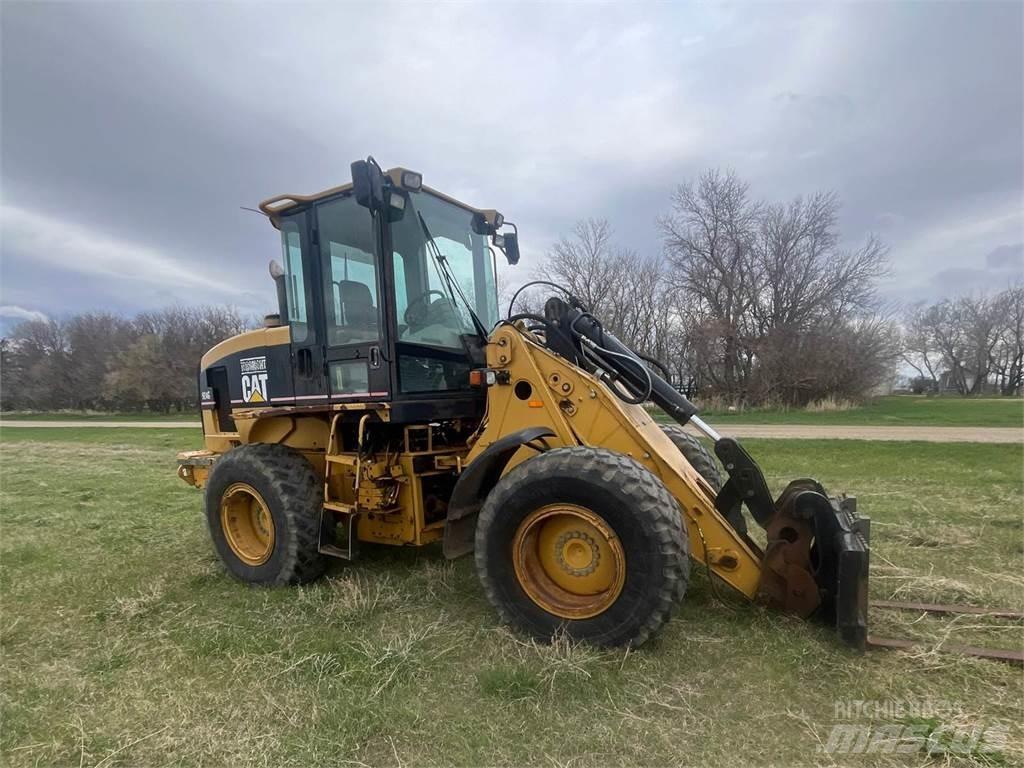 CAT 924G Kolové nakladače